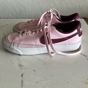 Pink and Maroon Nike low blazers